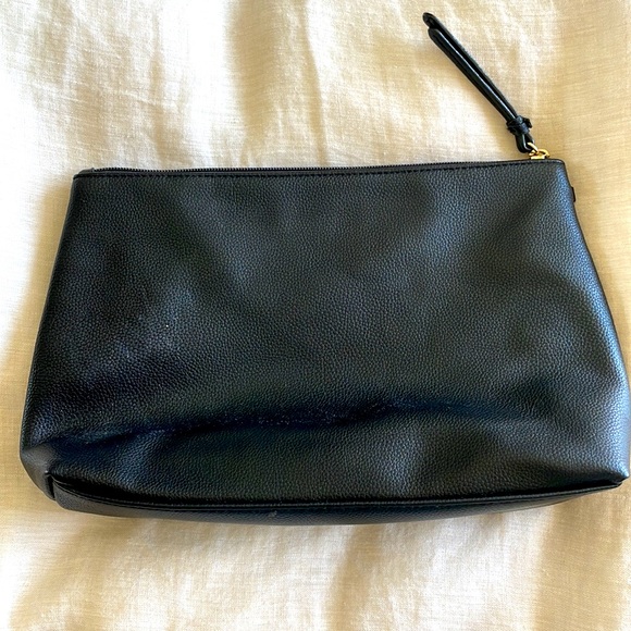 Victoria’s Secret Large Makeup Bag - Picture 5 of 6